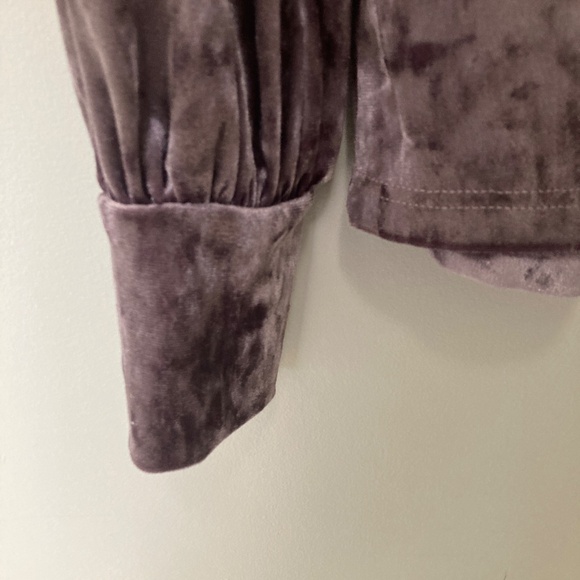 Velvet Top - Picture 4 of 6